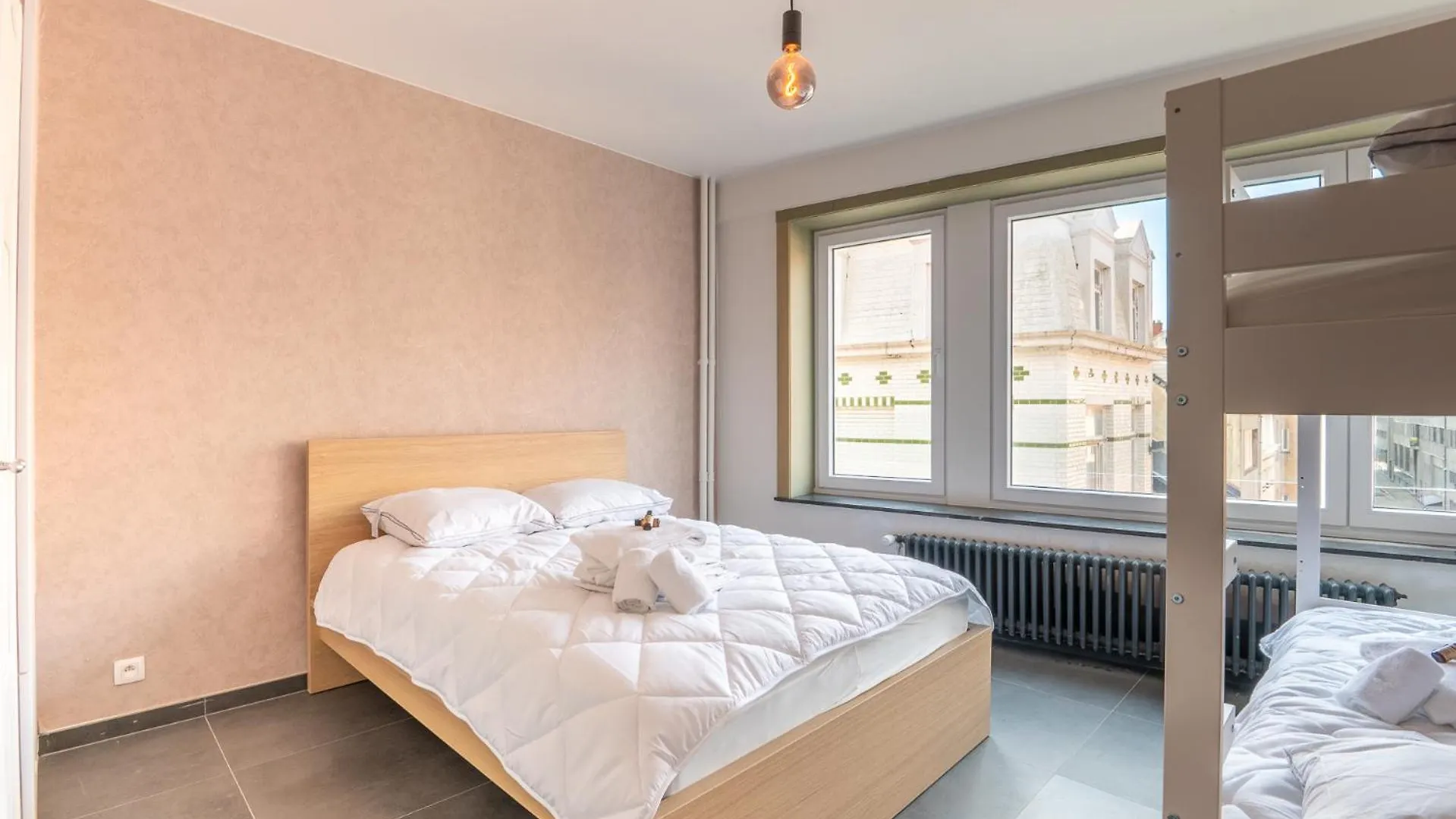 Nice And Bright Apartment With Parking For 8 Ostend 0*,  Belgium